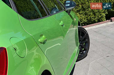 Хэтчбек SEAT Ibiza 2012 в 
