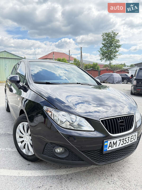 Хэтчбек SEAT Ibiza 2009 в Житомире