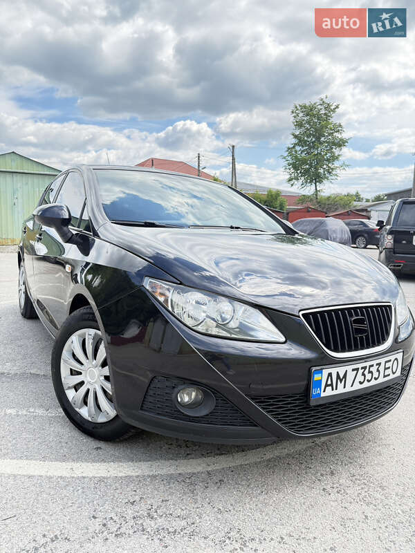 Хэтчбек SEAT Ibiza 2009 в Житомире