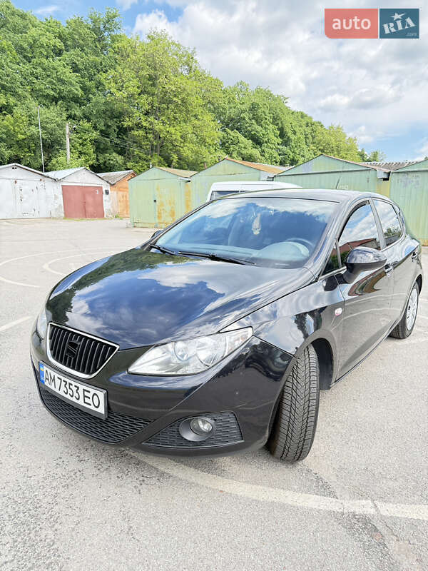 Хэтчбек SEAT Ibiza 2009 в Житомире