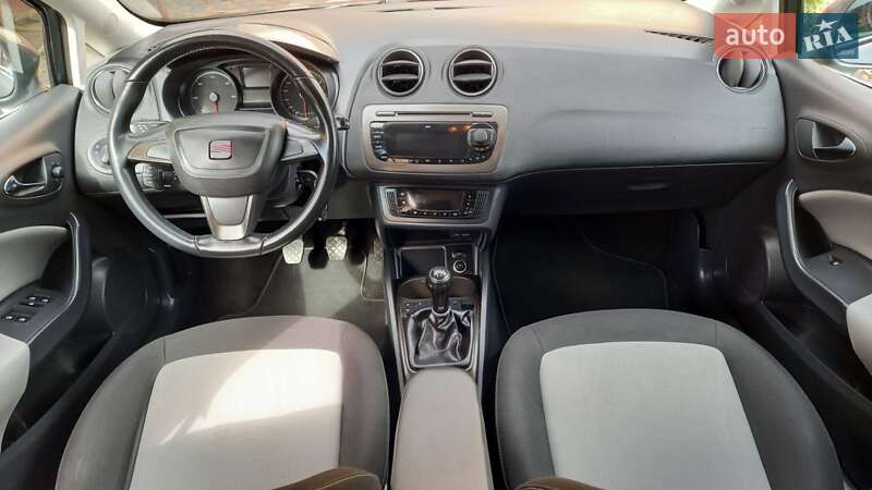 Хетчбек SEAT Ibiza 2013 в Калуші