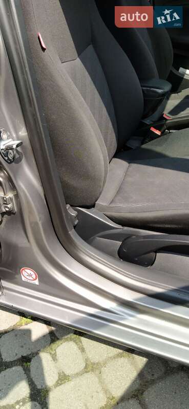 Хэтчбек SEAT Ibiza 2004 в Львове фото 67 Хэтчбек SEAT Ibiza 2004 в Львове