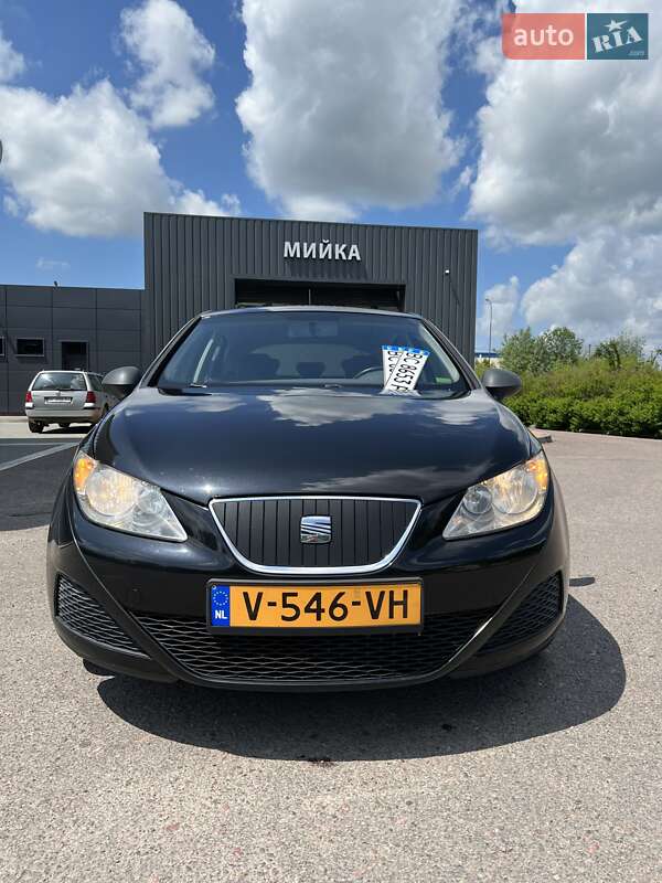 Хетчбек SEAT Ibiza 2008 в 
