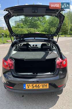 Хетчбек SEAT Ibiza 2008 в 