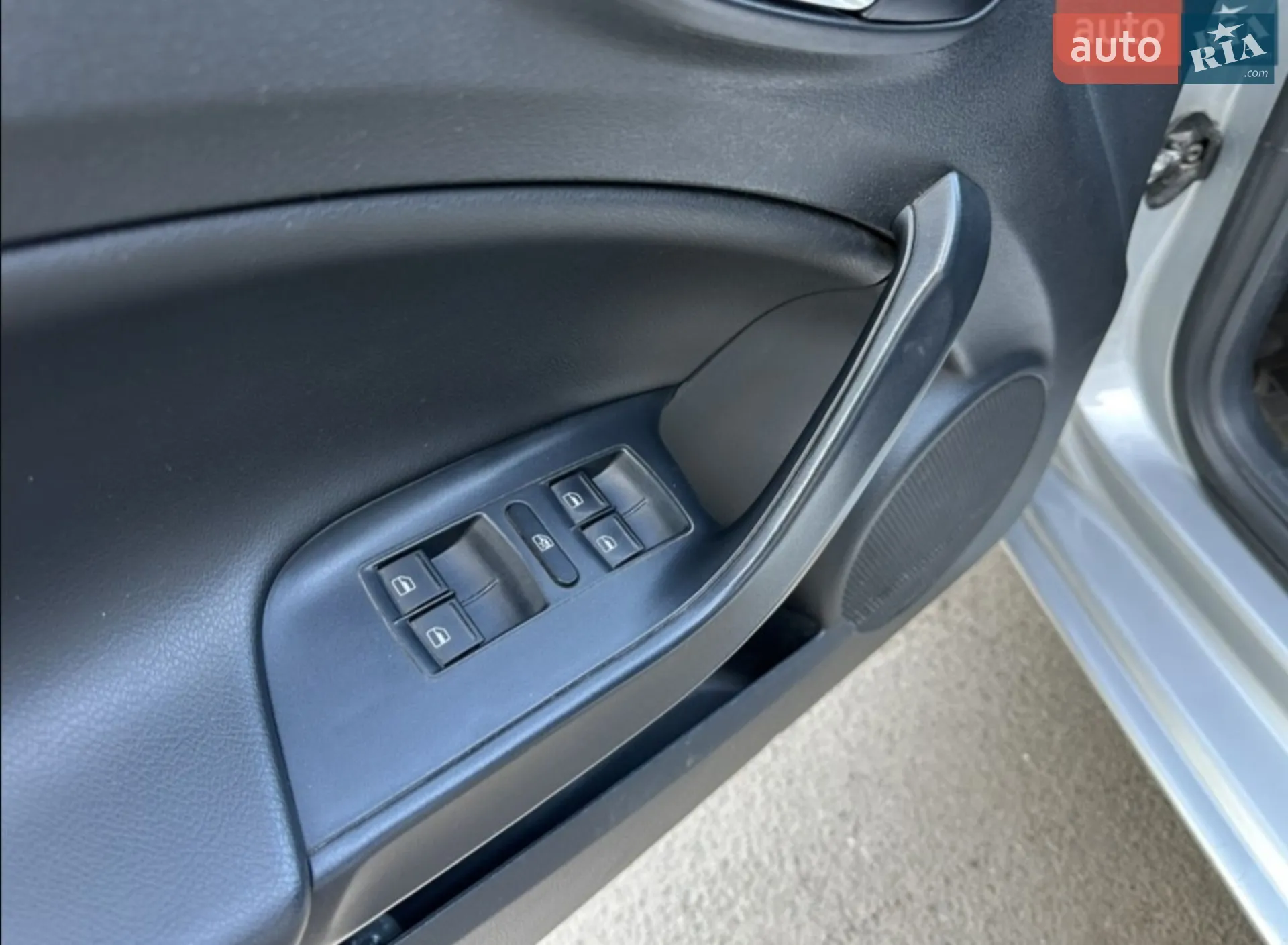 2015 SEAT Ibiza - мініатюра 14