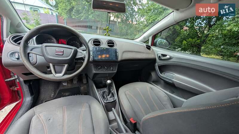 Хетчбек SEAT Ibiza 2011 в Полтаві