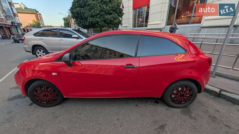 Хетчбек SEAT Ibiza 2011 в Полтаві