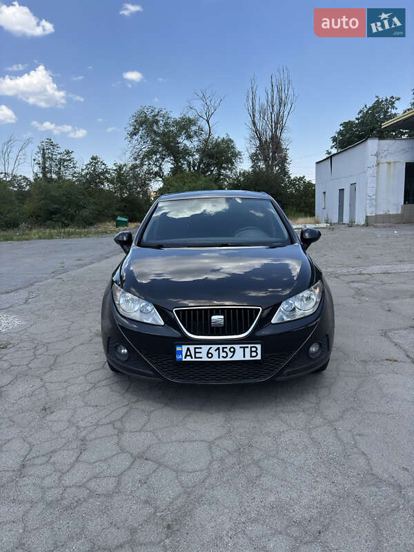 Хэтчбек SEAT Ibiza 2008 в Днепре