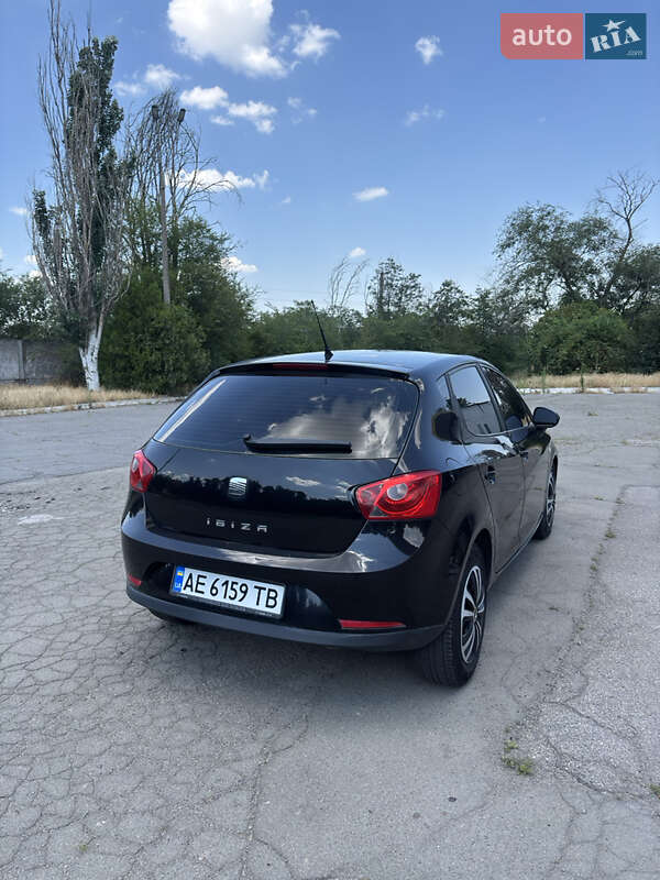 Хэтчбек SEAT Ibiza 2008 в Днепре