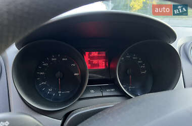 Хэтчбек SEAT Ibiza 2010 в 