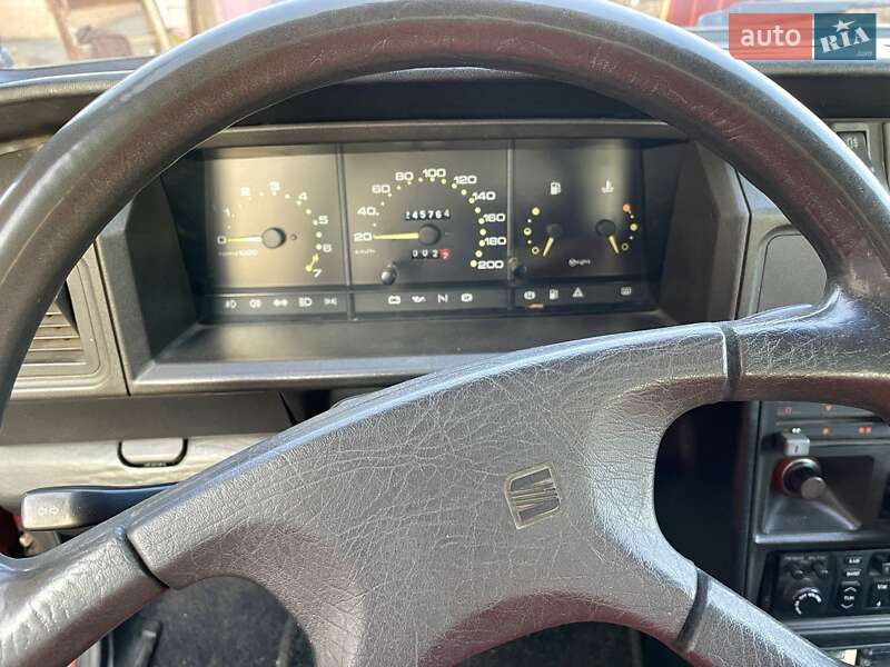 Хэтчбек SEAT Ibiza 1990 в Полтаве