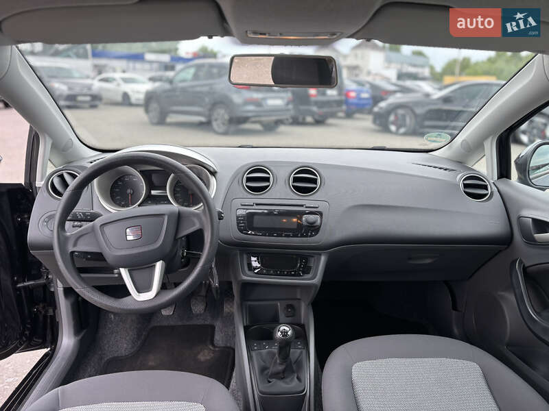 Хэтчбек SEAT Ibiza 2010 в Киеве