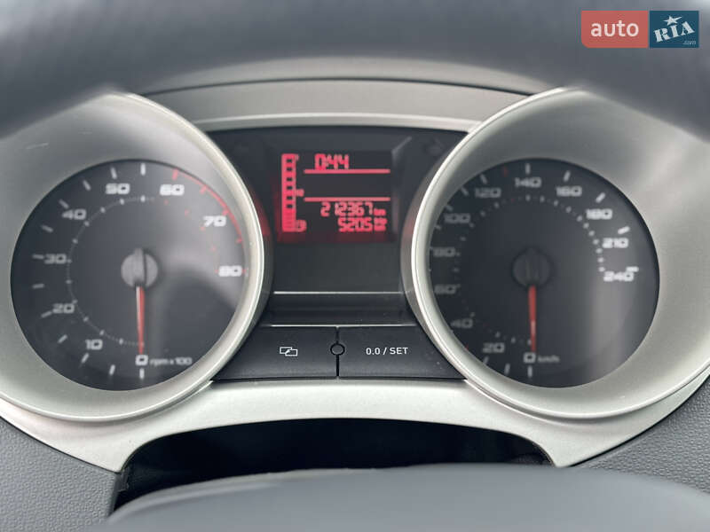Хэтчбек SEAT Ibiza 2010 в Киеве