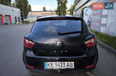 Хетчбек SEAT Ibiza 2010 в 