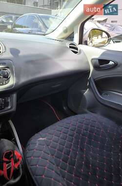Хетчбек SEAT Ibiza 2010 в 