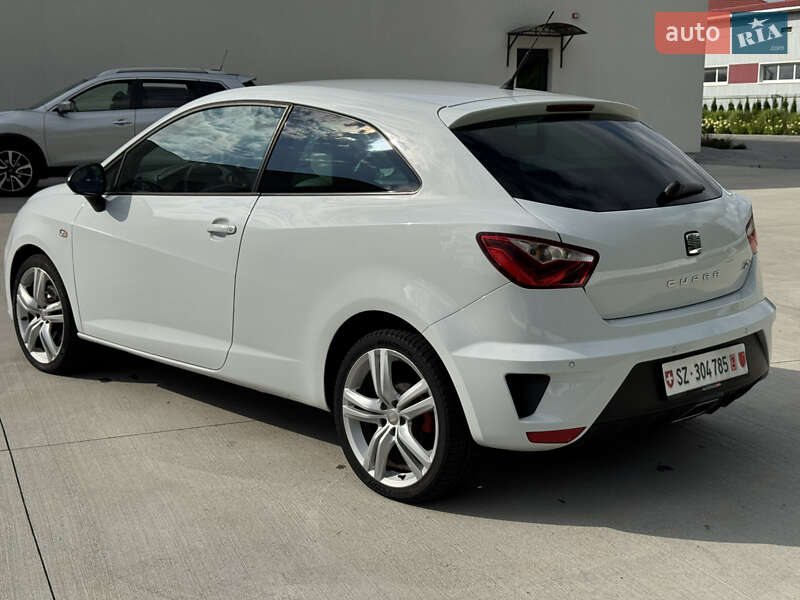 Хэтчбек SEAT Ibiza 2013 в Луцке