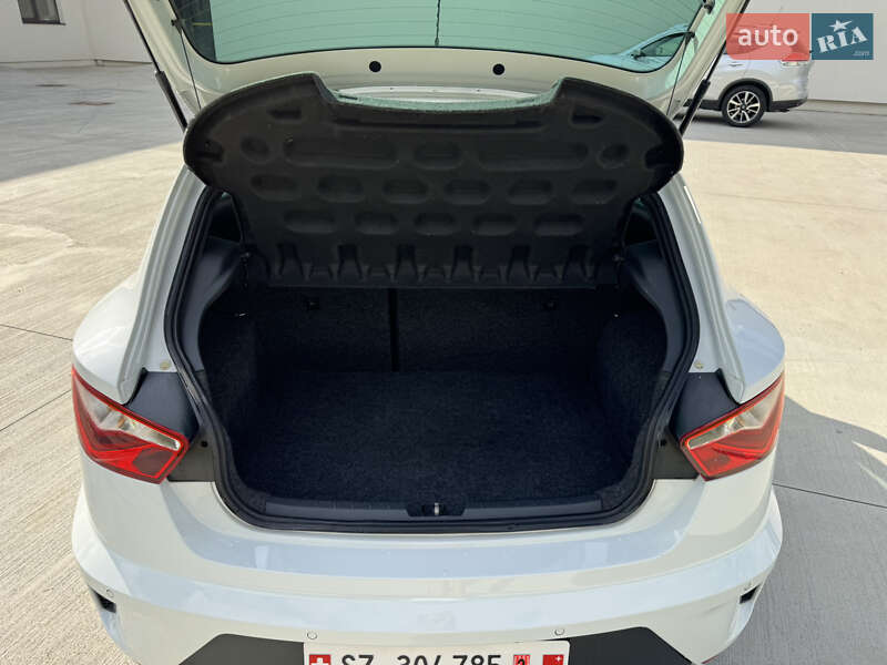 Хэтчбек SEAT Ibiza 2013 в Луцке