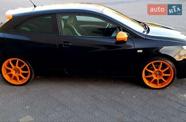Хэтчбек SEAT Ibiza 2012 в 