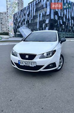 Хэтчбек SEAT Ibiza 2010 в Харькове