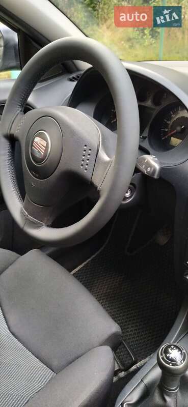 Хэтчбек SEAT Ibiza 2004 в Львове фото 53 Хэтчбек SEAT Ibiza 2004 в Львове