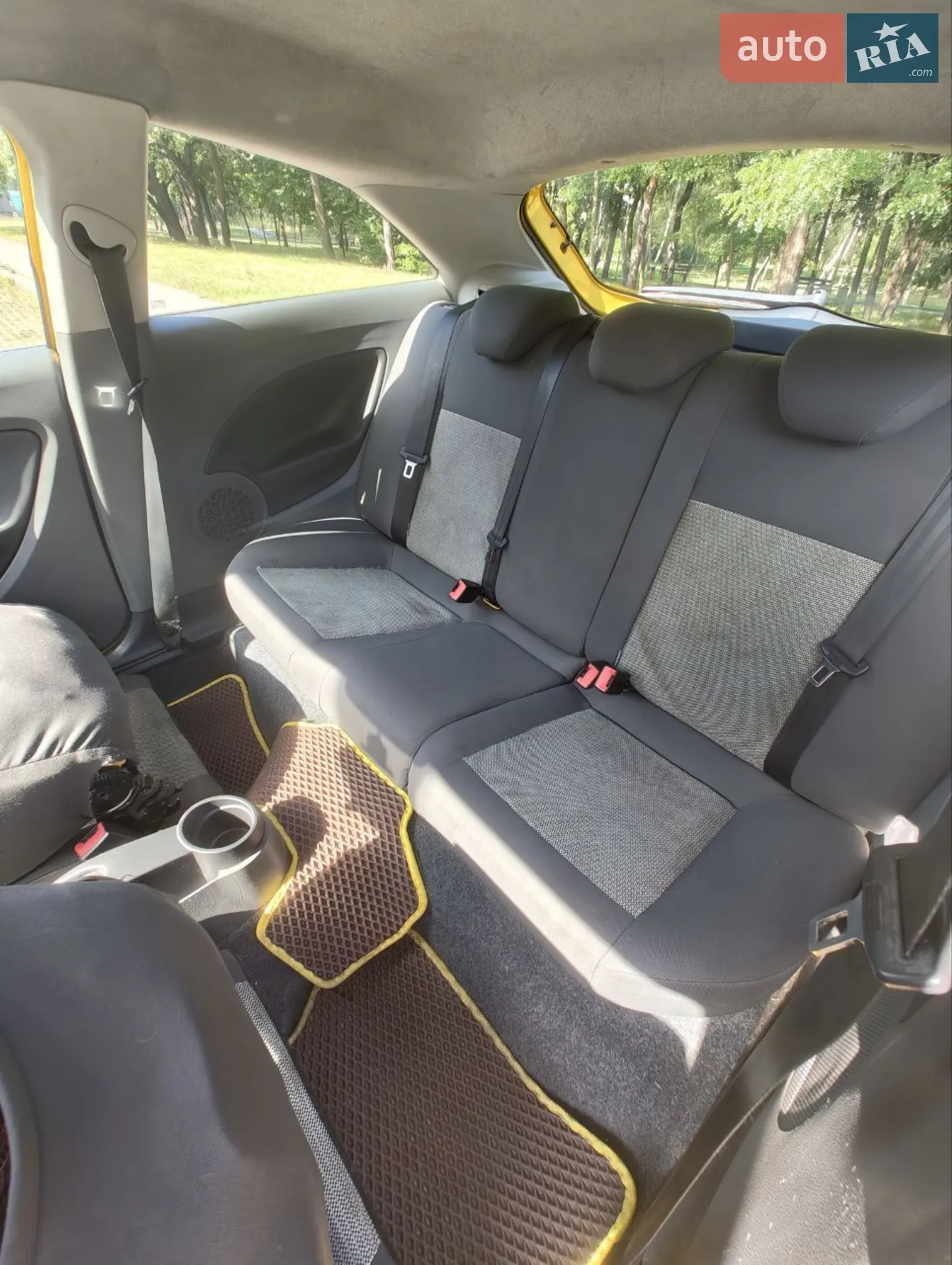2010 SEAT Ibiza - мініатюра 12