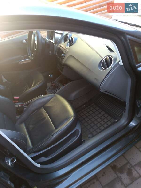 Хэтчбек SEAT Ibiza 2011 в Ивано-Франковске
