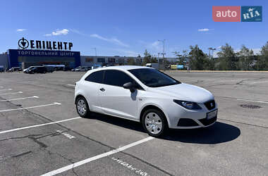 Хэтчбек SEAT Ibiza 2011 в Запорожье