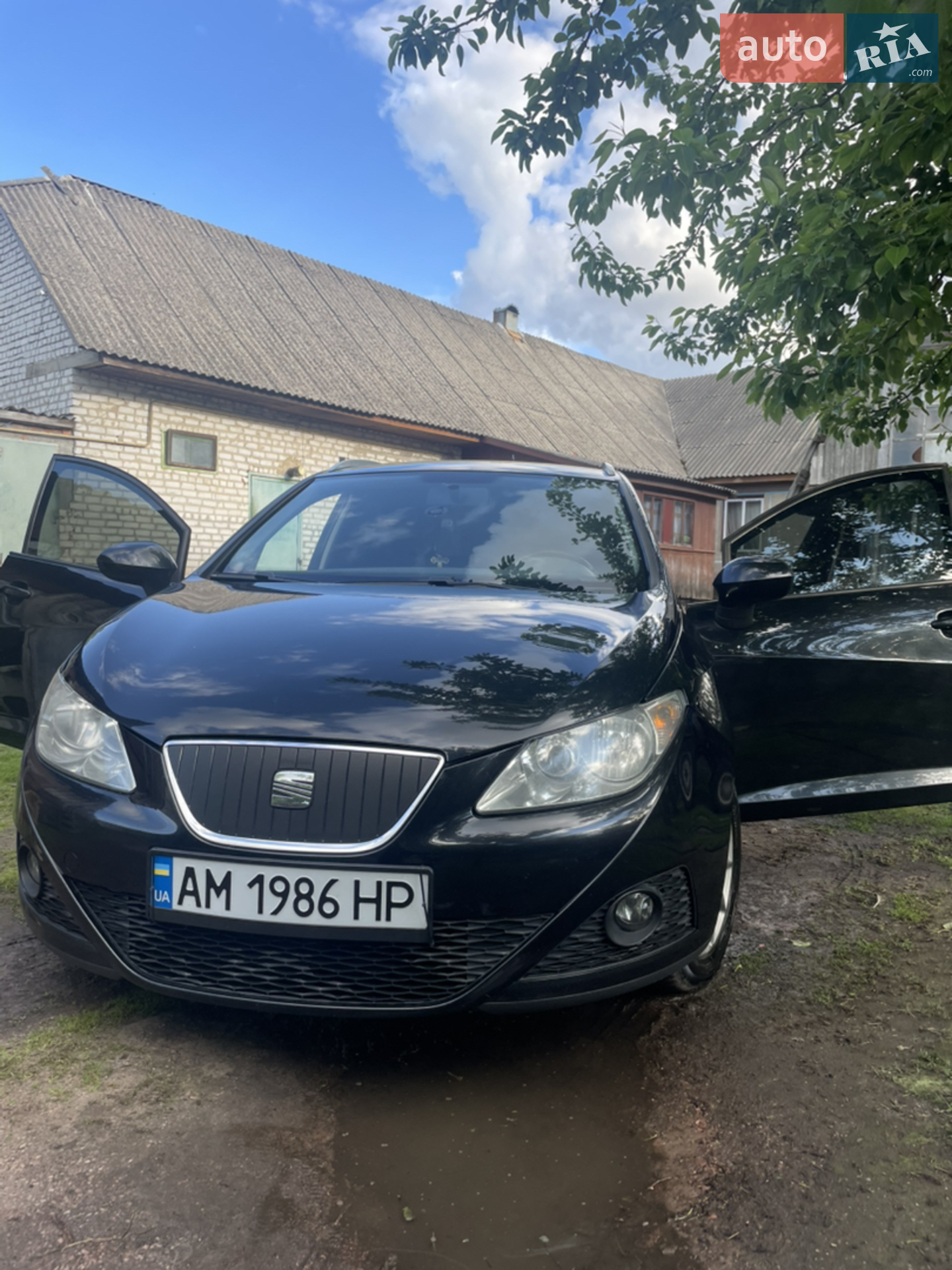 2011 SEAT Ibiza - мініатюра 2