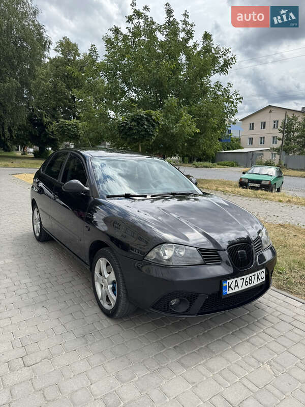 Хетчбек SEAT Ibiza 2008 в Кам'янець-Подільському фото 2 Хетчбек SEAT Ibiza 2008 в Кам'янець-Подільському