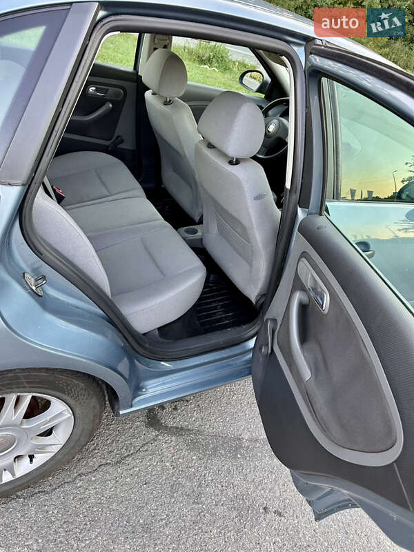 Хетчбек SEAT Ibiza 2007 в Івано-Франківську фото 10 Хетчбек SEAT Ibiza 2007 в Івано-Франківську