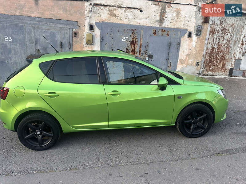 Хэтчбек SEAT Ibiza 2014 в Львове фото 5 Хэтчбек SEAT Ibiza 2014 в Львове