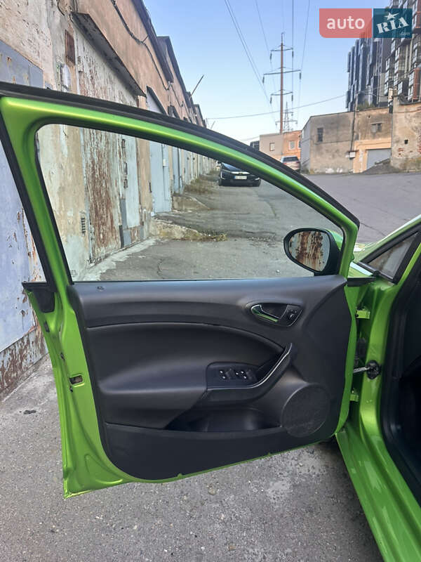 Хэтчбек SEAT Ibiza 2014 в Львове фото 14 Хэтчбек SEAT Ibiza 2014 в Львове