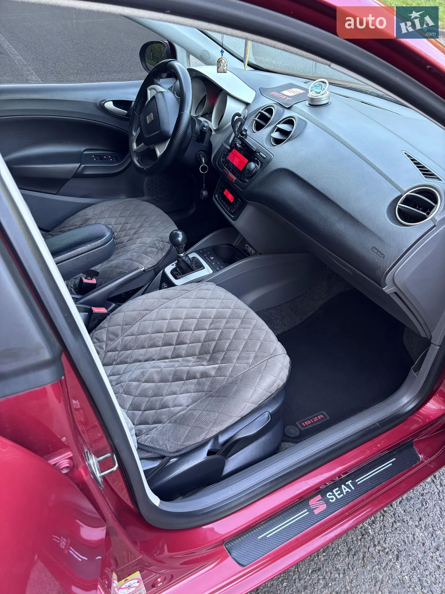 2011 SEAT Ibiza - мініатюра 20