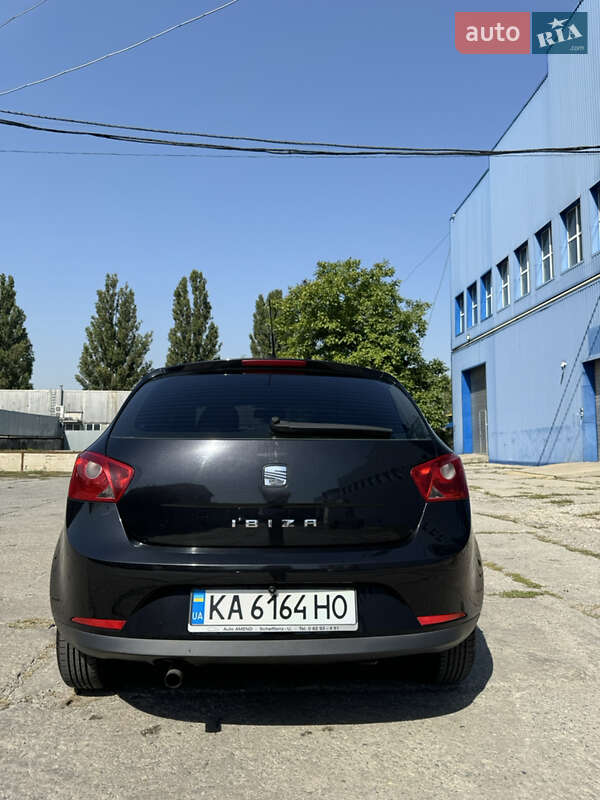 Хетчбек SEAT Ibiza 2008 в Києві