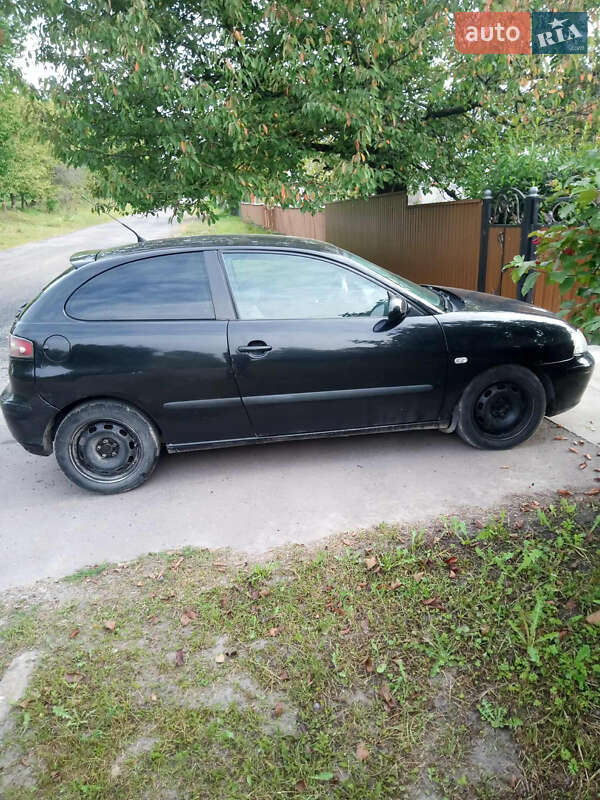 Хэтчбек SEAT Ibiza 2003 в Львове