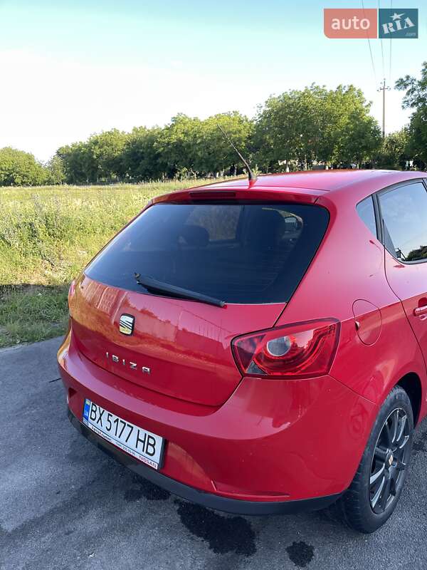 Хэтчбек SEAT Ibiza 2011 в Каменец-Подольском