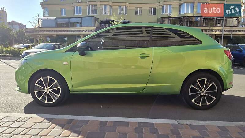 Хэтчбек SEAT Ibiza 2013 в Киеве