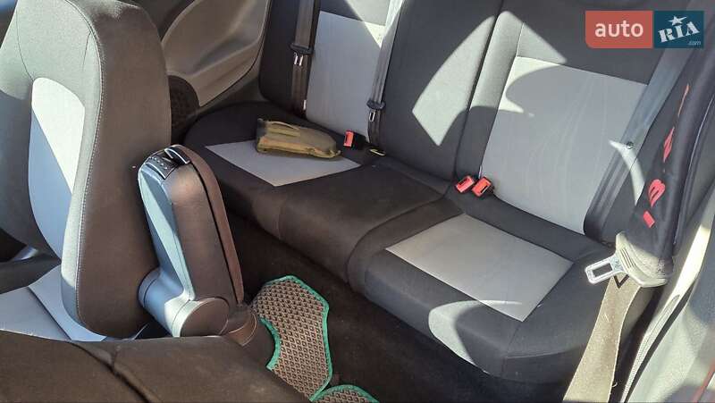 Хэтчбек SEAT Ibiza 2013 в Киеве