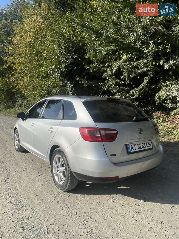 Хэтчбек SEAT Ibiza 2012 в Коломые