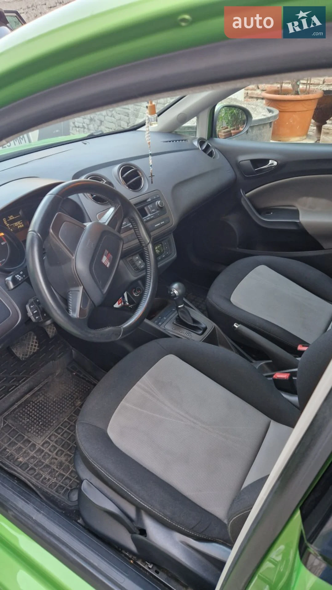 2013 SEAT Ibiza - мініатюра 4