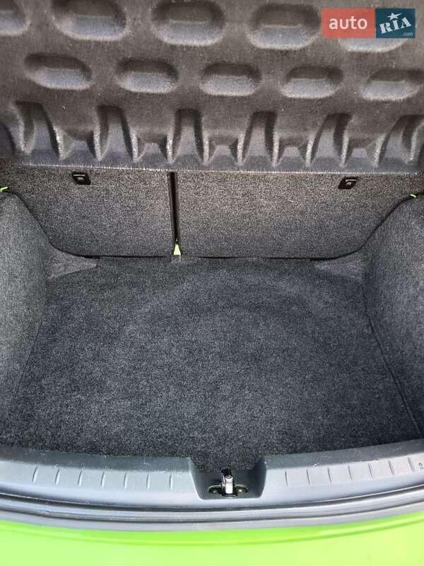 Хетчбек SEAT Ibiza 2013 в Києві фото 23 Хетчбек SEAT Ibiza 2013 в Києві