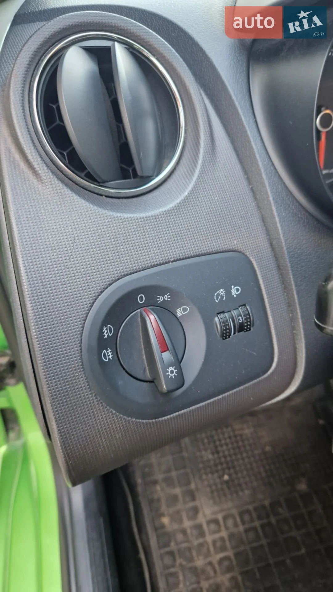 2013 SEAT Ibiza - мініатюра 27
