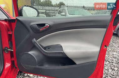Хэтчбек SEAT Ibiza 2013 в 
