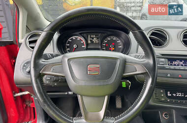 Хэтчбек SEAT Ibiza 2013 в 