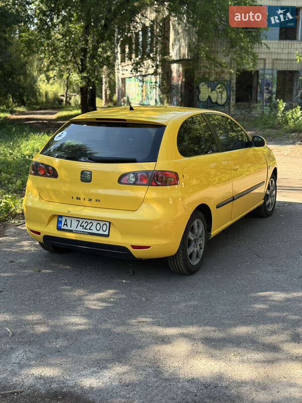 Хэтчбек SEAT Ibiza 2006 в Киеве