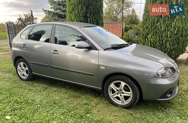 Хэтчбек SEAT Ibiza 2008 в 