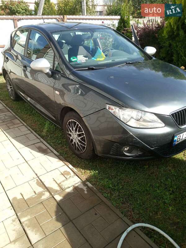 Хэтчбек SEAT Ibiza 2008 в Пирятине