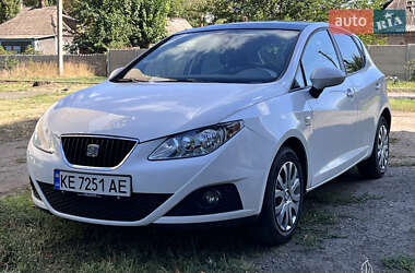 Хэтчбек SEAT Ibiza 2011 в Кривом Роге