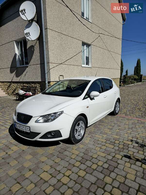 Хетчбек SEAT Ibiza 2009 в Тернополі