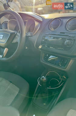 Хэтчбек SEAT Ibiza 2009 в 